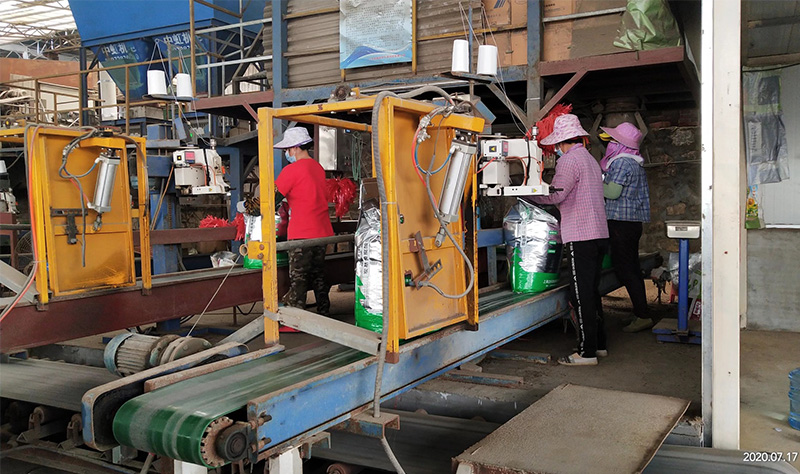 <a href=http://m.moneystr.com target=_blank class=infotextkey>上海立杉</a>生產線1